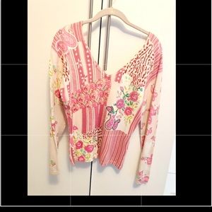 Beautiful pink floral V neck top